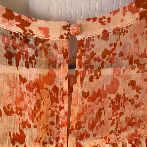 Ruffle sleeved blouse - Picture 3 of 4